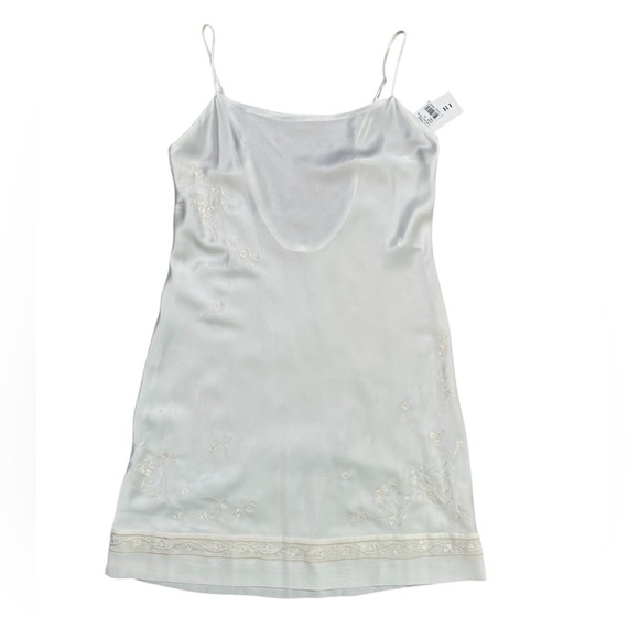 Natori Women's Small Satin‎ White Embroidered Chemise NWT - Picture 1 of 11